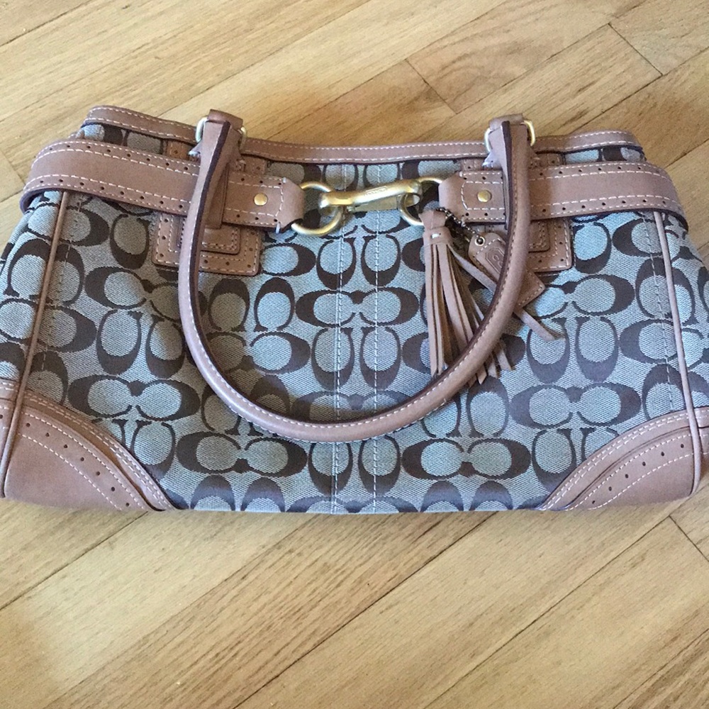COACH #10508  Hamptons Signature Tote Carryall Bag